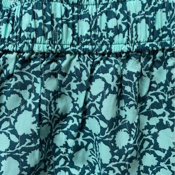 Vineyard Vines Teal Tonal Sea Floral Pull On Shorts, XXS - Picture 5 of 9